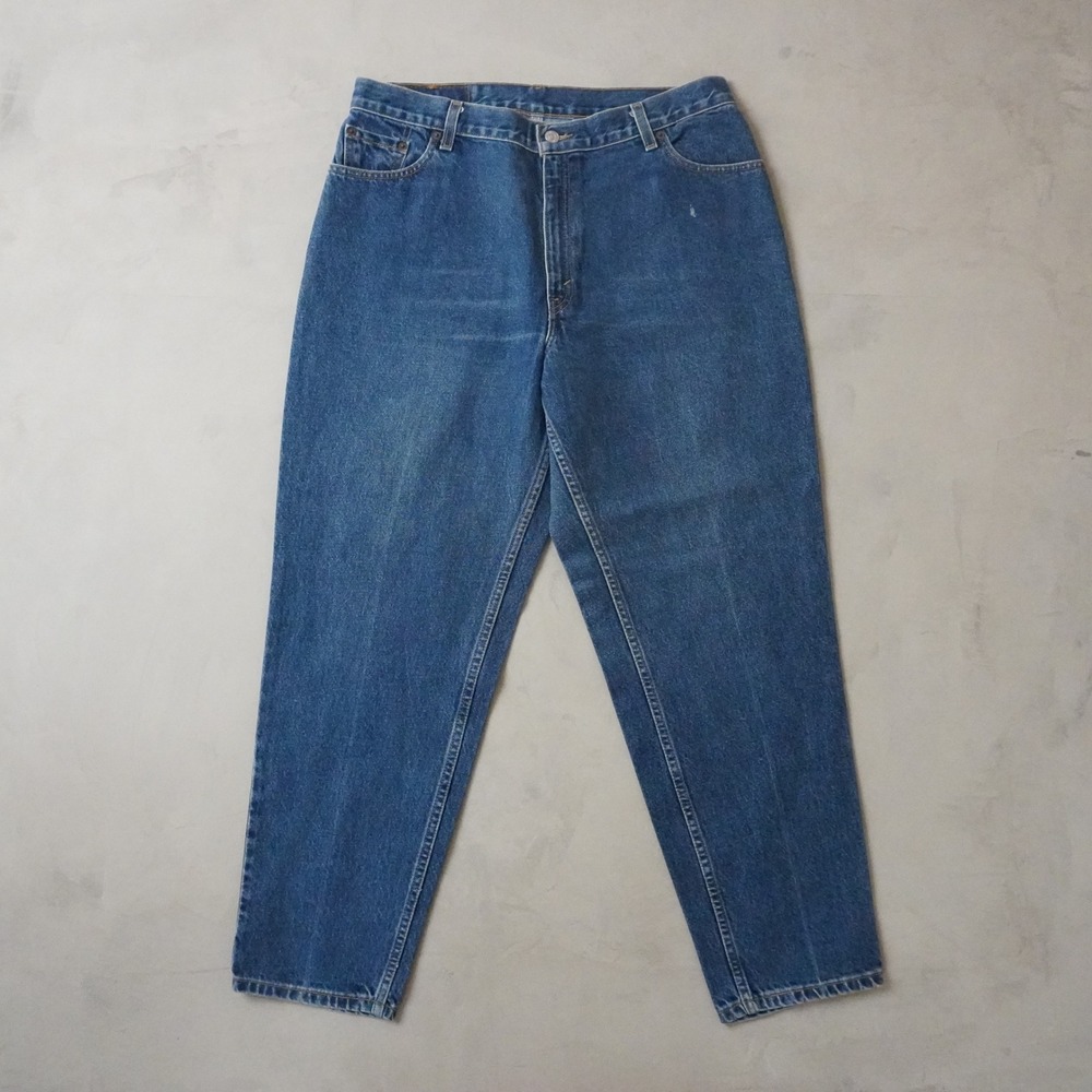 Vintage Levis 550 Jeans 36x30 Womens 90s Blue Relaxed Tapered Leg Denim 90s